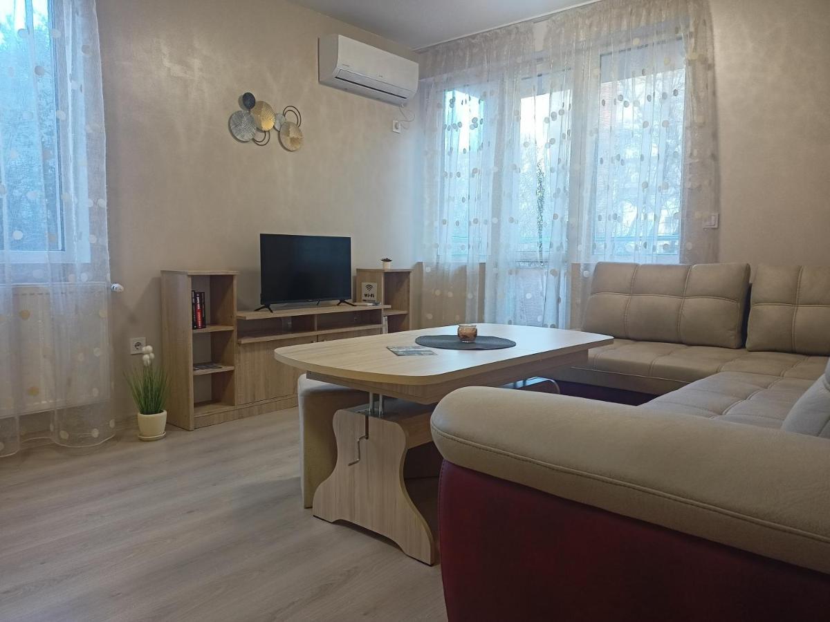 Стоянови Apartamento Ruse Exterior foto